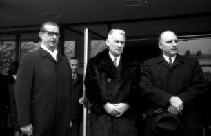 Freiburg: Oberfinanzdirektion, Präsident Bolder, Alex Möller, Gleichauf
