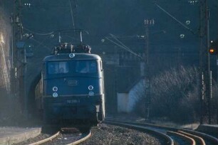 Stuttgart Feuerbach Pragtunnel Nordportal Ferngleis Lok 110 296