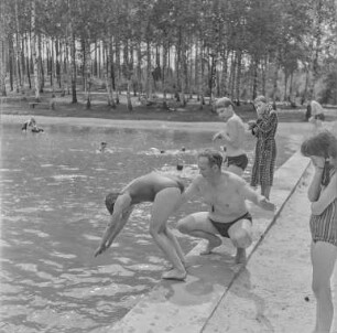 Schwimmlehrgang Wittichenau : Wittichenau. Wald- und Strandbad. Schwimmlehrgang