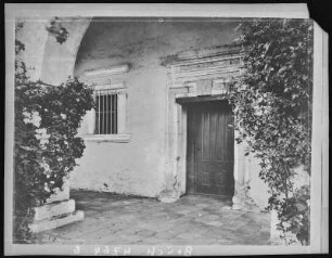 San Juan Capistrano Mission, Cal. Door of Chapel.
