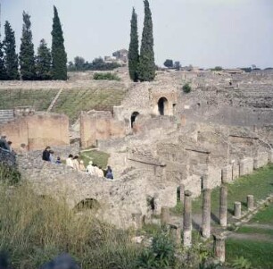 Pompeji. Blick auf einen Teil der Theateranlage