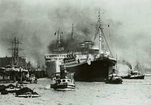 Hamburg, Hafen a. d. Überseebrücke