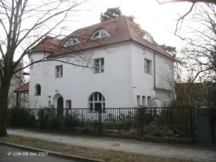 Charlottenburg-Wilmersdorf, Lyckallee 42