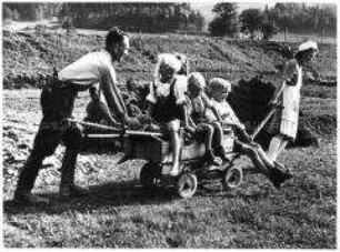 Umsiedler - aus der Reihe: Flüchtlinge - Umsiedler 1945-1946