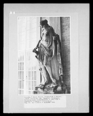 Mythologischer Figurenzyklus — Daphne