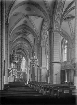 Evangelische Martinikirche — Innenraum