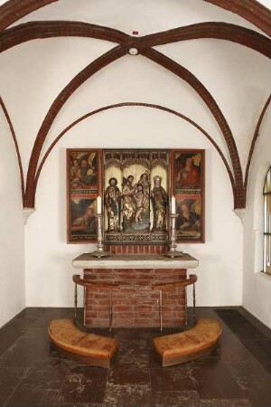 Taufaltar — Die Taufe Christi flankiert von Heiligen, in den Flügen Portraits der vier Evangelisten