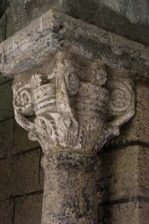 Frankreich. Auvergne. Haute Loire. Le Puy en Velay. Cathedrale Notre Dame. Romanischer Stil. UNESCO Weltkulturerbe. Cloitre. Kreuzgang. Kapitell. Karolinger Zeit