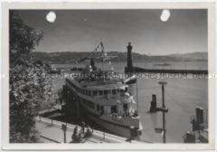 Lindau im Bodensee, Hafeneinfahrt und Leuchtturm