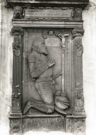 Grabstein : Grabstein. See (Niesky-See), an der Kirchenmauer