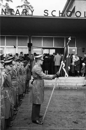 Gedenkgottesdienst in der amerikanischen High School für den ermordeten Präsidenten John F. Kennedy.
