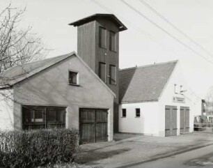 Gerätehaus und Schlauchturm der Freiwilligen Feuerwehr