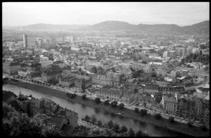 Graz: vom Schlossberg auf Stadt und Mur