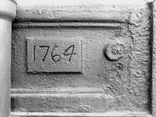 Sachteil: Kaminstein; Breuberg, Wertheimer Straße 20 (vor 22)