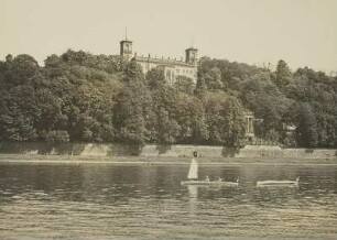 Dresden, Schloss Albrechsberg : Dresden. Schloss Albrechtsberg. Ansicht über die Elbe