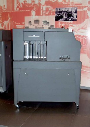 IBM 077 Kartenmischer