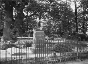 Grab Carl Theodor Körners, gefallen 1813