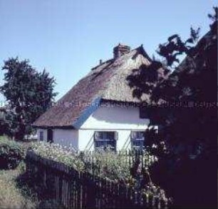 Reetdachhaus auf der Ostseeinsel Hiddensee