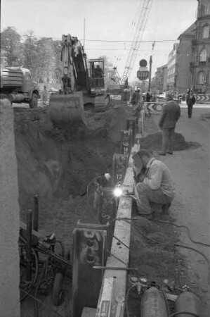 Bau der Unterführung am Karlstor