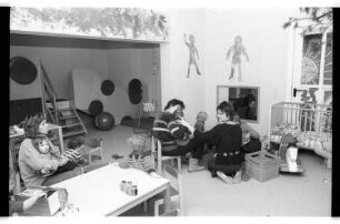 Kleinbildnegativ: Kita, Lübbener Str. 6, 1985