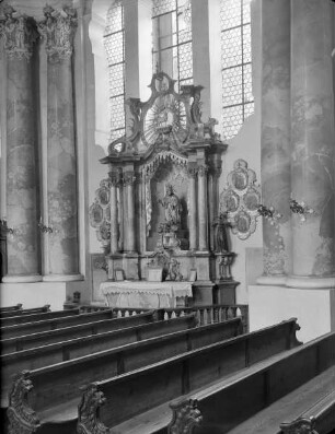 Johann-Nepomuk-Altar, Nebenaltar