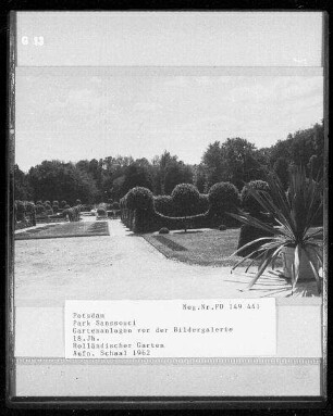 Potsdam, Schloss Sanssouci, Holländischer Garten, Puttenmauer