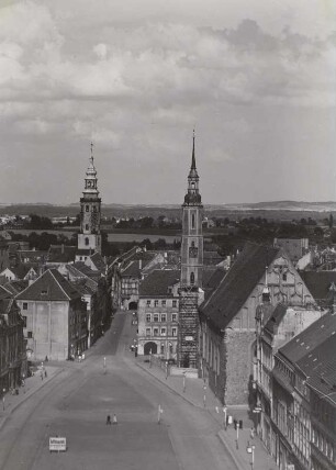 Obermarkt mit Rathaus und Dreifaltigkeitskirche vom Reichenbacher Turm gesehen