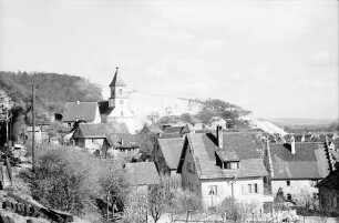 Istein: Dorf Istein vom fahrenden Zug