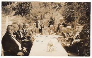 Gruppenbild Neusser Reitercorps 1932