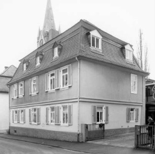Wohnhaus; Bad Homburg, Dorotheenstraße 11
