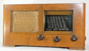 Röhrenradio Sachsenwerk Olympia 393W