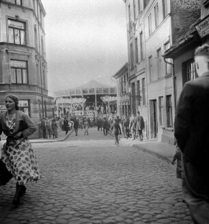 Rostock, Jahrmarkt. Karussell