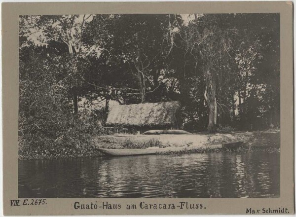 Maison Guató sur la rivière Caracara