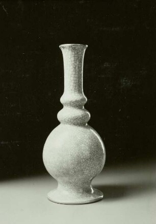 Vase mit Craquelée-Glasur