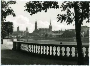 Dresden. Blick vom Dr.-Rudolf-Friedrichs-Ufer