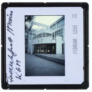 Frankfurt am Main, Museum Angewandte Kunst/MAK (50.1064, 8.6814)