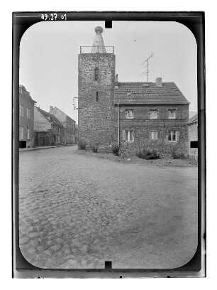 Altlandsberg. Stadtbefestigung (14. Jh.). Strausberger Torturm. Feldseite von Osten
