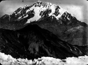 Berggipfel : Blick auf den Gipfel des Illimani (6439 m), zweithöchster Berg Boliviens