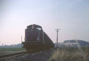 Wallerstein Lok 211 184 Nahgüterzug Telegrafenleitung