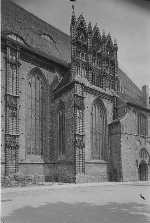Brandenburg. Pfarrkirche St. Katharinen (1401/1434), Fronleichnamskapelle an der Südseite