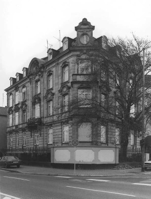 Frankfurt, Holbeinstraße 15