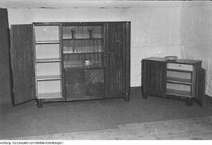 Handwerk: Möbeltischlerei, November 1954
