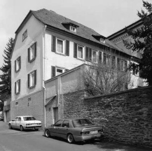 Katholisches Pfarrhaus; Bad Homburg, Am Kirchberg 2