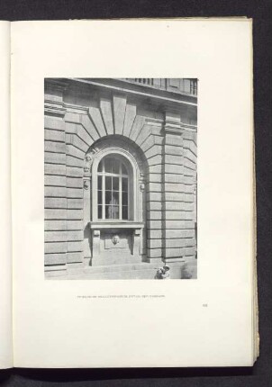 Friedrichs-Realgymnasium, Detail der Fassade