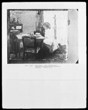 Interieur mit lesender Frau