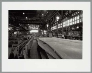 Im Stahlwerk der Dillinger Hütte, Herstellung der Skulptur Dirk's Pod von Richard Serra, Dillingen
