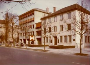 Hochbauten und Tiefbauten, 1951-1952
