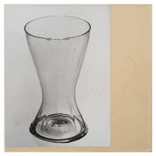 Nr. 14 Trinkglas um 1700 (Werkbundkiste Der Becher, Bildtafel)