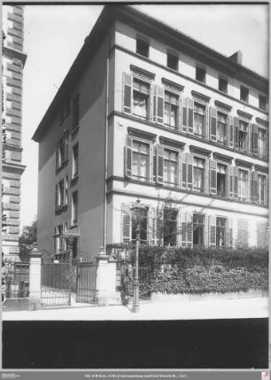 Gärtnerweg 38 (angeschnitten) von Südwesten