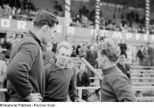 Porträt von Leichtathleten im Bruno-Plache-Stadion